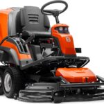 Husqvarna Profi Allrad-Frontmäher RC 320Ts AWD